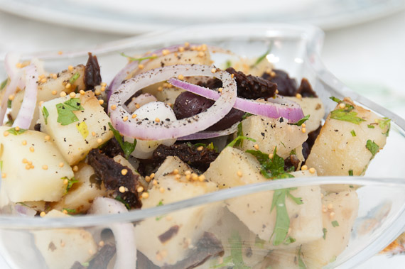 סלט תפוחי אדמה חגיגי וקליל