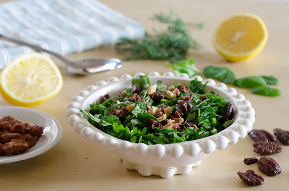 סלט עשבי תיבול מרענן