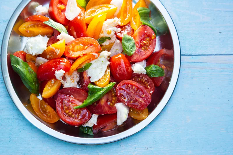 /images/carousel/tomato-mozzarella.jpg